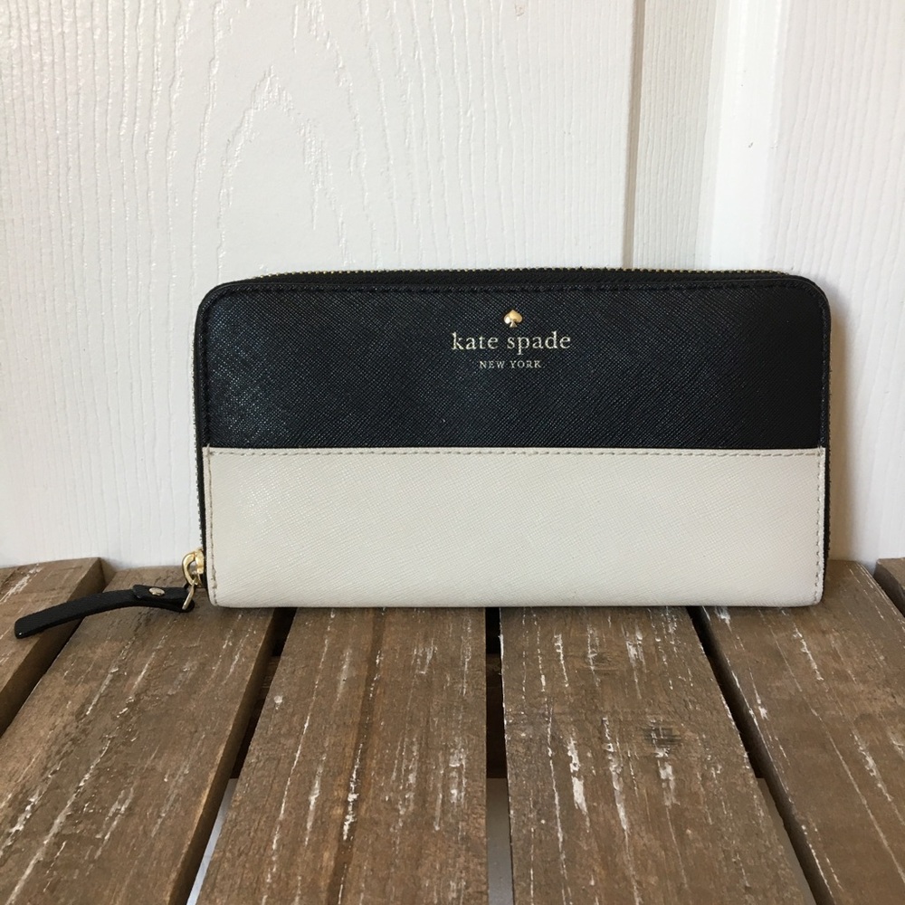 Kate Spade Two Tone Zipper Wallet